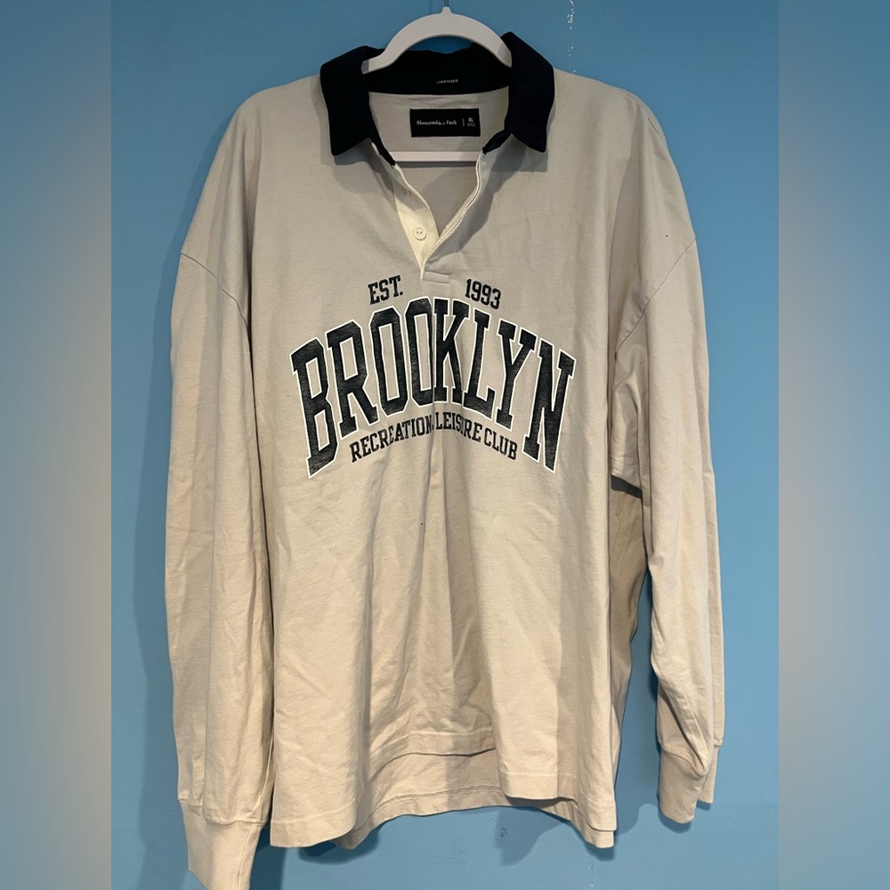 Abercrombie and fitch men’s long sleeve tee shirt with color size XL